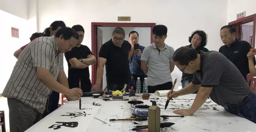 省書協(xié)赴太和縣舊縣鎮(zhèn)大張村開展文藝志愿服務活動?(圖1)