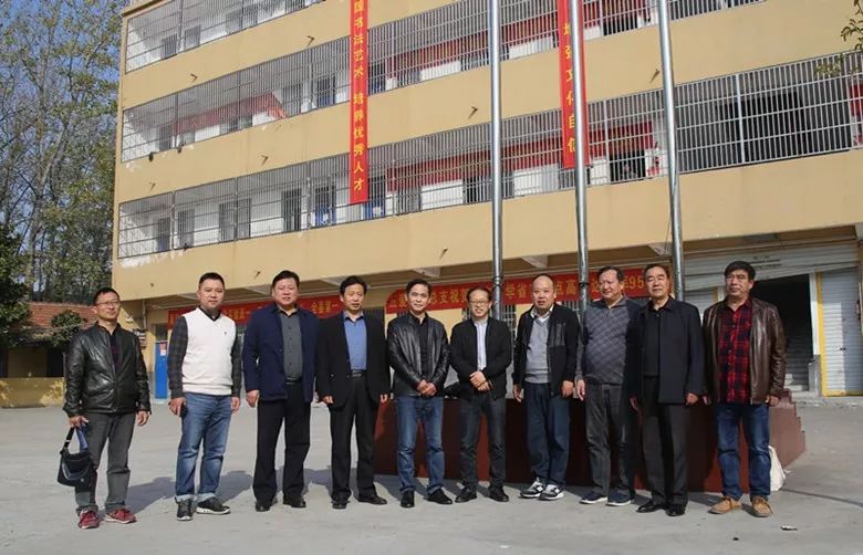 墨舞傳文脈，書香盈校園——省書協(xié)新文藝業(yè)態(tài)工作委員會赴渦陽縣書開展書法進(jìn)校園活動(圖12)