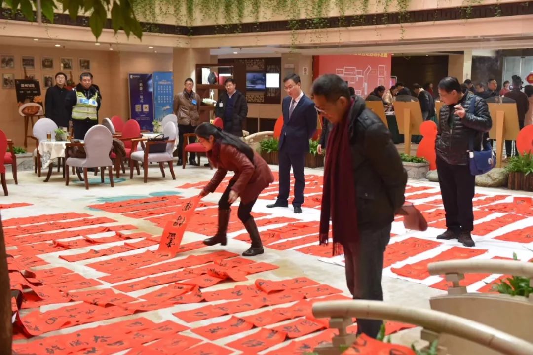 全省書(shū)法界深入開(kāi)展2020“我們的中國(guó)夢(mèng)”——文化進(jìn)萬(wàn)家、暨“同心同書(shū)·祖國(guó)新春好”送萬(wàn)福進(jìn)萬(wàn)家活動(dòng)(圖23)