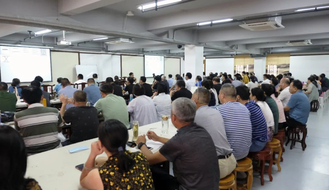 安徽省書協(xié)公益大講堂在合肥舉辦(圖6) 安徽省書協(xié)公益大講堂在合肥舉辦(圖6)