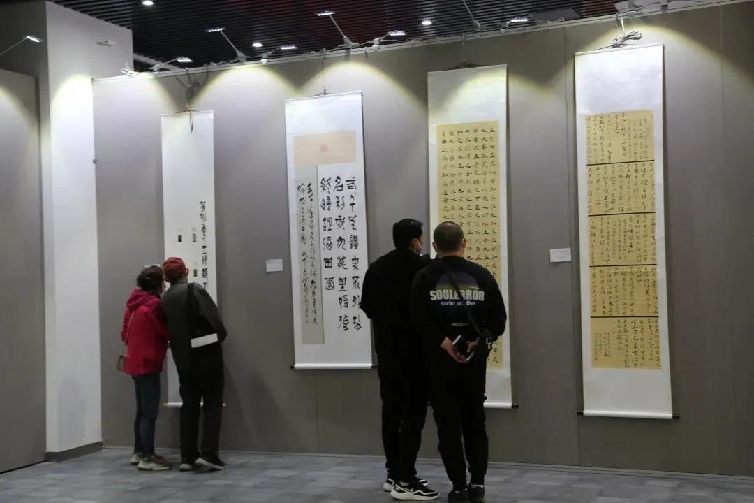 慶祝中國共產(chǎn)黨成立100周年《蚌埠市第四屆書法大展》開幕(圖7) 慶祝中國共產(chǎn)黨成立100周年《蚌埠市第四屆書法大展》開幕(圖7)