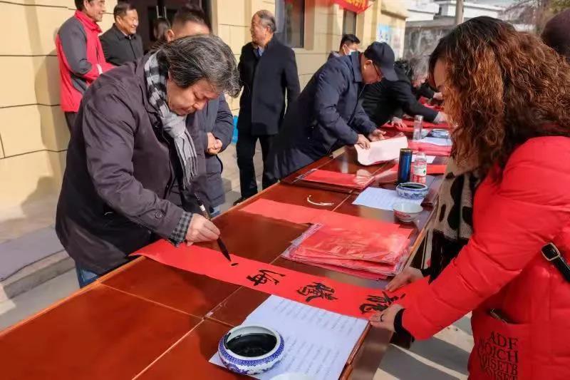 學習貫徹習近平總書記在中國文聯(lián)十一大、中國作協(xié)十大開幕式上重要講話精神 | 省書協(xié)主題實踐活動走進壽縣小甸鎮(zhèn)(圖7) 學習貫徹習近平總書記在中國文聯(lián)十一大、中國作協(xié)十大開幕式上重要講話精神 | 省書協(xié)主題實踐活動走進壽縣小甸鎮(zhèn)(圖7)