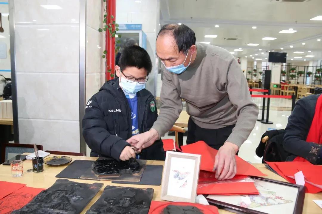 2022年“我們的中國夢(mèng)”——文化進(jìn)萬家暨送“文化年貨”示范活動(dòng)走進(jìn)科學(xué)島(圖10) 2022年“我們的中國夢(mèng)”——文化進(jìn)萬家暨送“文化年貨”示范活動(dòng)走進(jìn)科學(xué)島(圖10)