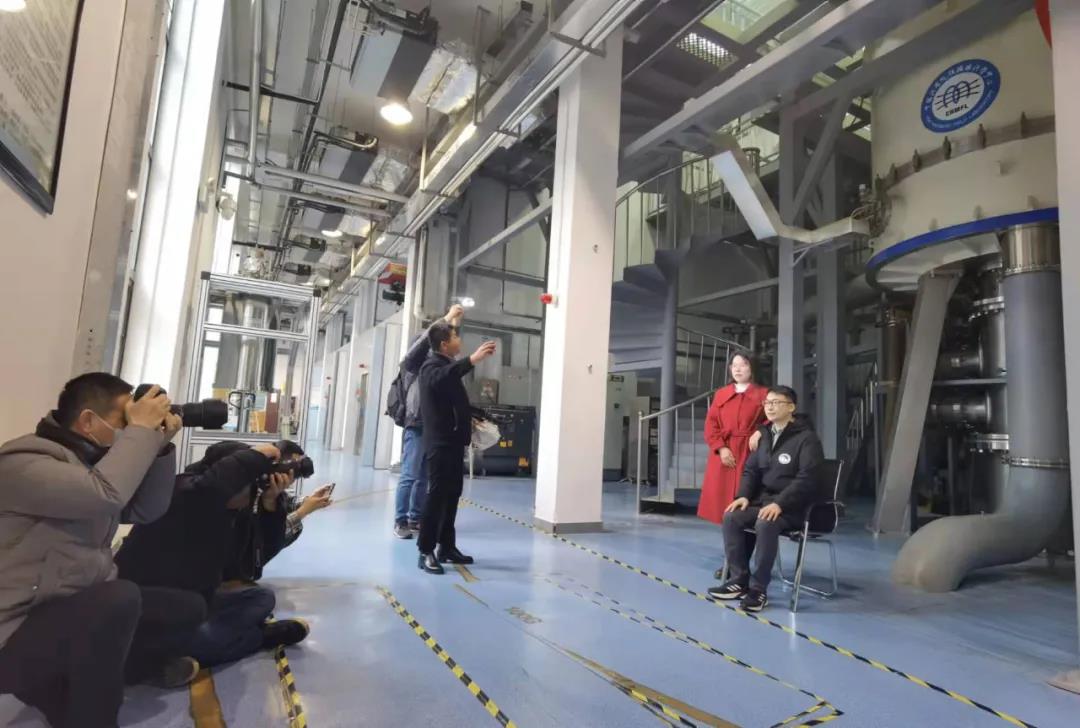 2022年“我們的中國夢(mèng)”——文化進(jìn)萬家暨送“文化年貨”示范活動(dòng)走進(jìn)科學(xué)島(圖17) 2022年“我們的中國夢(mèng)”——文化進(jìn)萬家暨送“文化年貨”示范活動(dòng)走進(jìn)科學(xué)島(圖17)