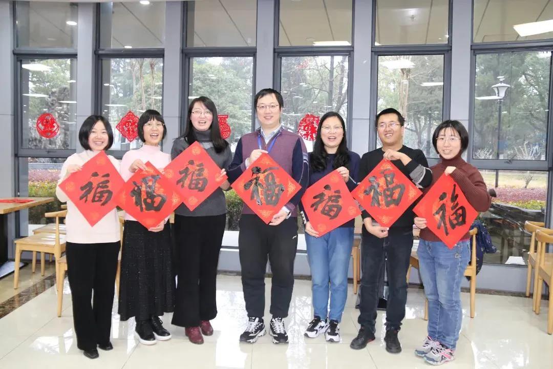 2022年“我們的中國夢(mèng)”——文化進(jìn)萬家暨送“文化年貨”示范活動(dòng)走進(jìn)科學(xué)島(圖20) 2022年“我們的中國夢(mèng)”——文化進(jìn)萬家暨送“文化年貨”示范活動(dòng)走進(jìn)科學(xué)島(圖20)