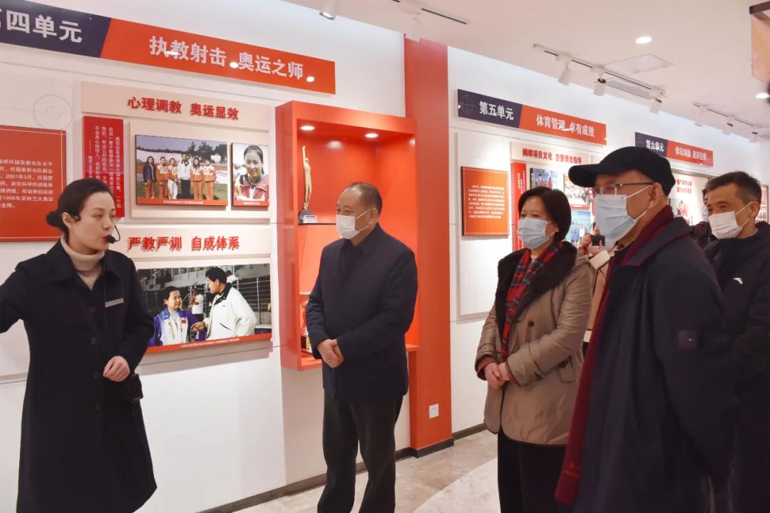 迎冬奧 送祝福 | 省文聯(lián)文藝志愿服務(wù)小分隊走進(jìn)省體育博物館(圖4) 圖片