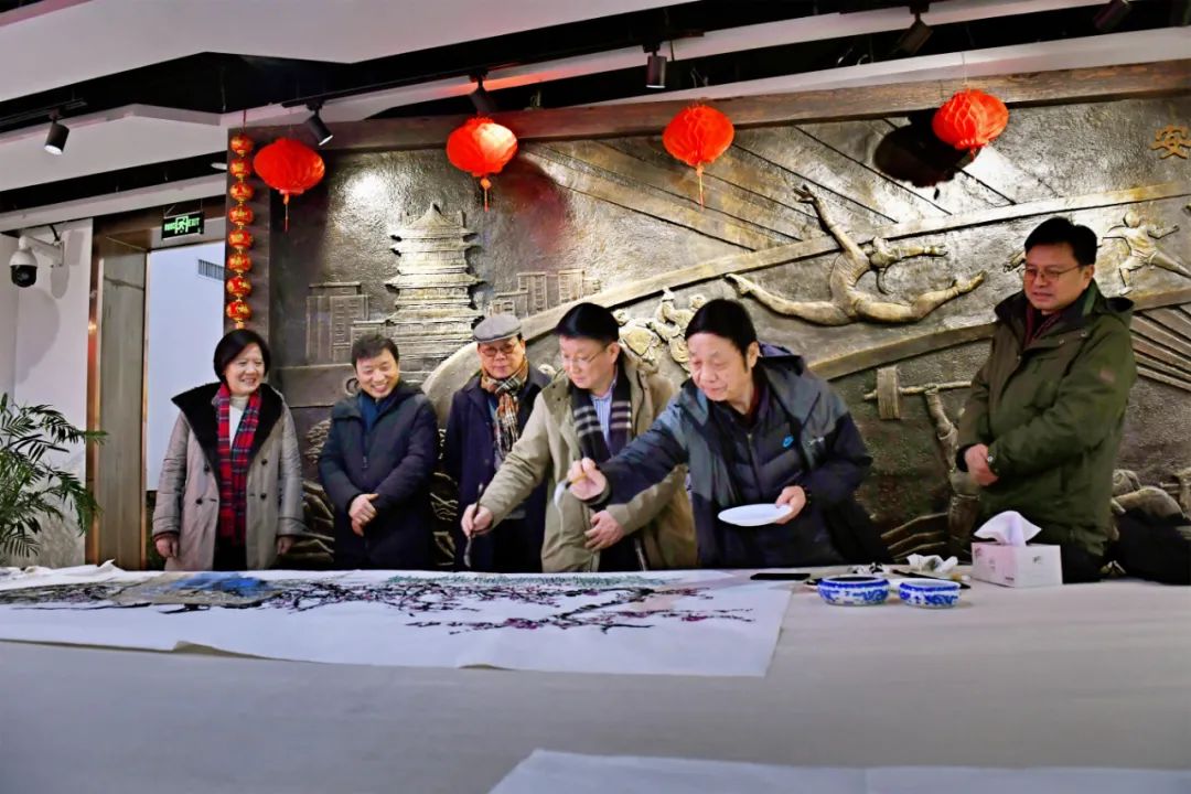 迎冬奧 送祝福 | 省文聯(lián)文藝志愿服務(wù)小分隊走進(jìn)省體育博物館(圖10) 圖片